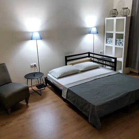 Baratero Red House Apartman Szófia