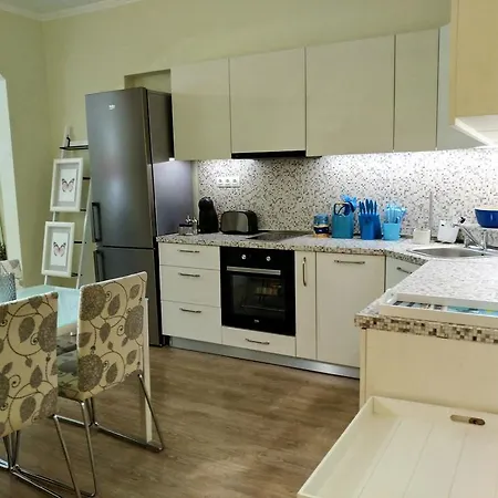 Apartman Baratero Red House